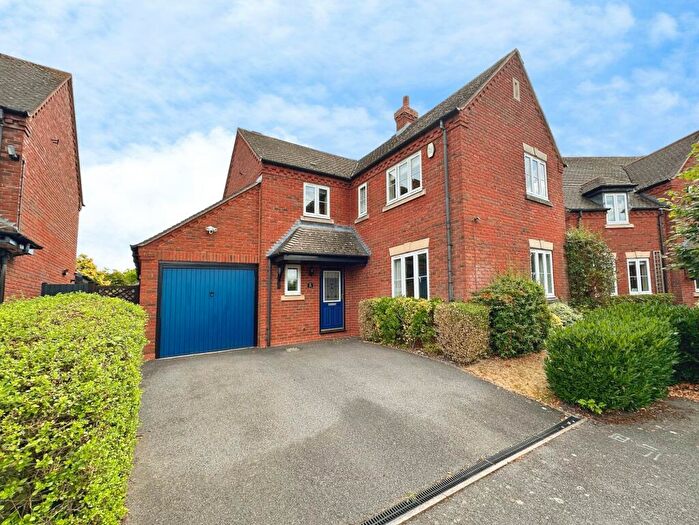 4 Bedroom Detached House For Sale In The Chase, Rosliston, DE12