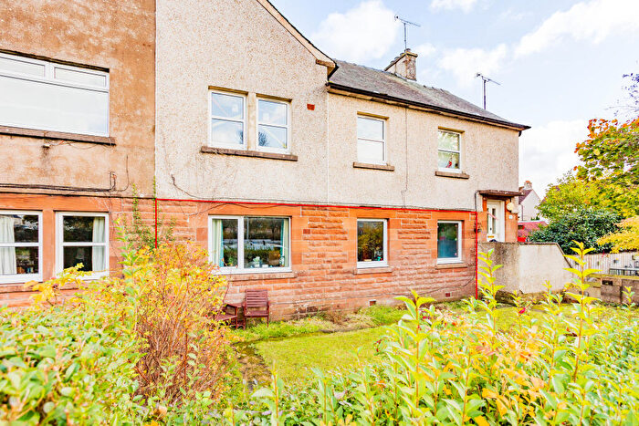 3 Bedroom Flat For Sale In Criffel Road, Dumfries, DG2