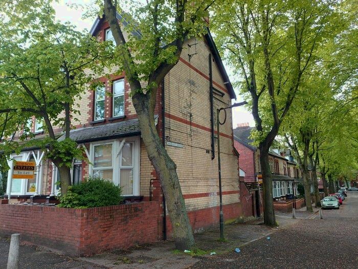 2 Bedroom Flat To Rent In Flat, Broxholme Lane, Doncaster, Yorkshire, DN1