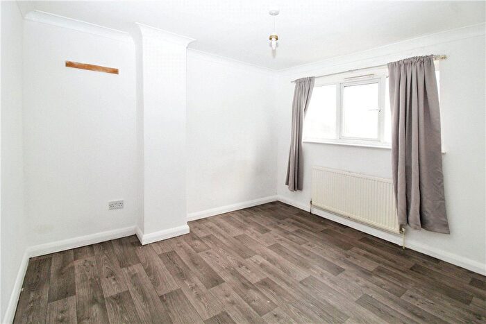 1 Bedroom Property To Rent In Old Lodge Lane, Purley, CR8