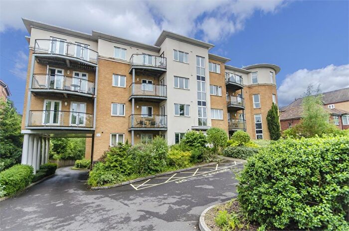 2 Bedroom Apartment To Rent In Rosida Gardens, Hill Lane, Southampton, SO15