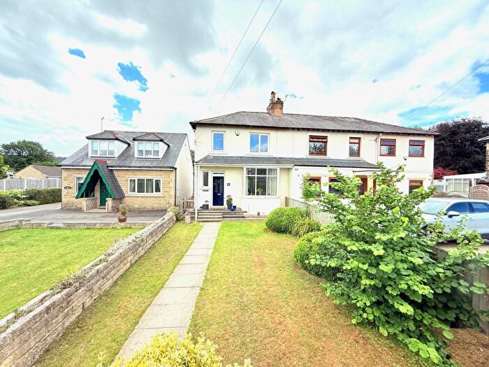 3 Bedroom Semi-Detached House For Sale In Wagon Lane, Bingley, BD16