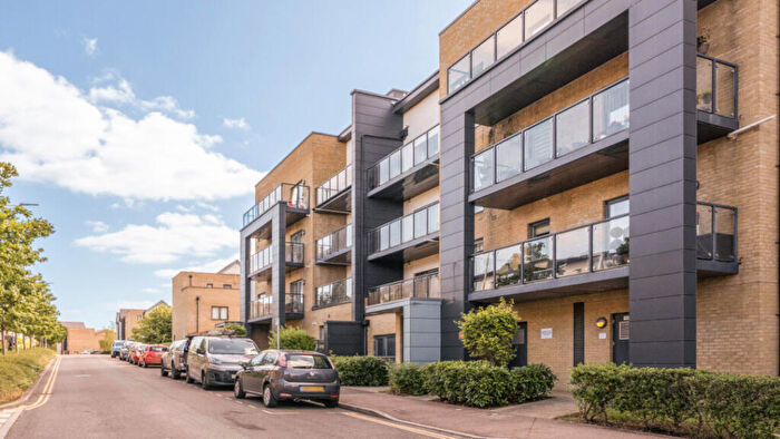 1 Bedroom Flat For Sale In Wild Rose House, Firwood Lane, Romford, RM3