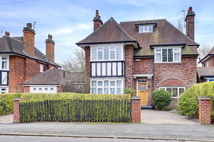 5 Bedroom Detached House For Sale In Leahurst Road, West Bridgford, NG2