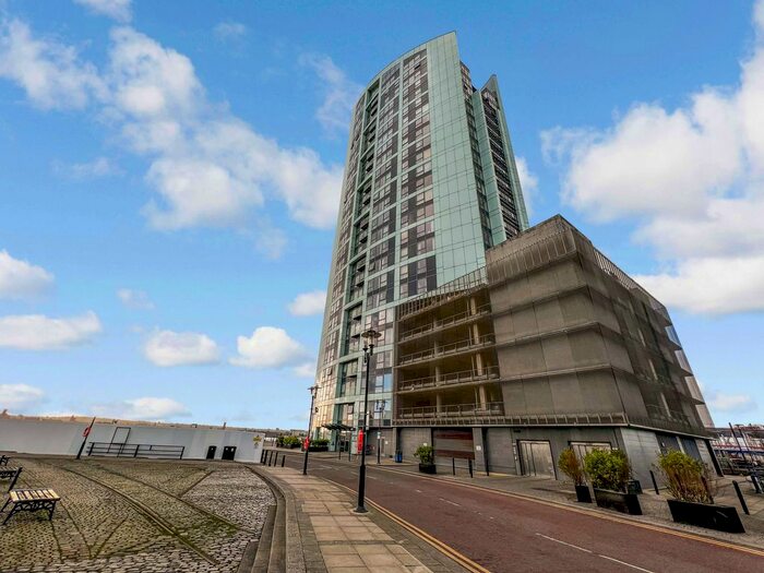 2 Bedroom Flat To Rent In Princes Parade, Liverpool, Merseyside, L3