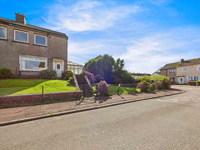 2 Bedroom Semi-Detached House For Sale In Davaar Ave, Campbeltown, PA28