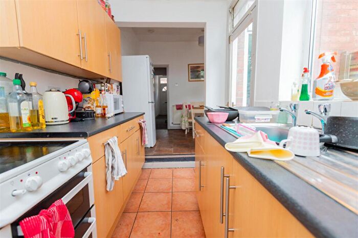 3 Bedroom House To Rent In Milner Road, Birmingham, West Midlands, B29