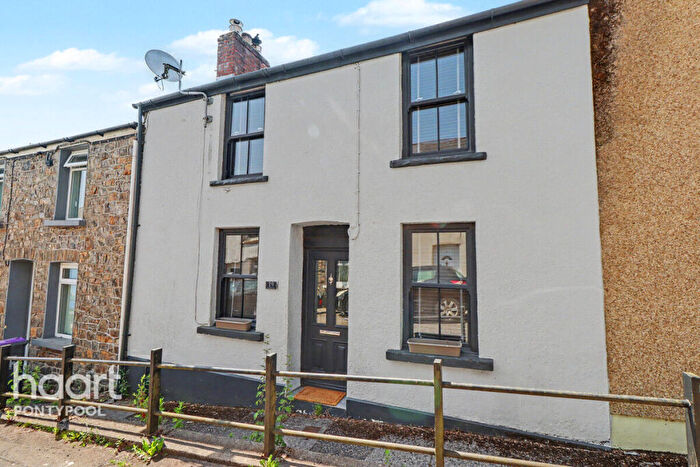 2 Bedroom Cottage For Sale In Alma Street, Pontypool, NP4