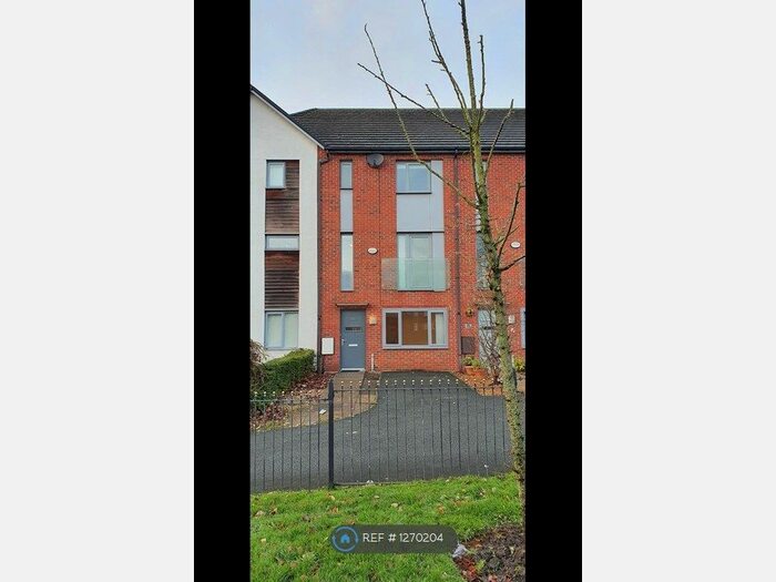 4 Bedroom Terraced House To Rent In Christie Lane, Salford M7