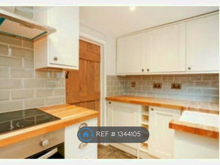 2 Bedroom Terraced House To Rent In Wycombe End, Beaconsfield, HP9
