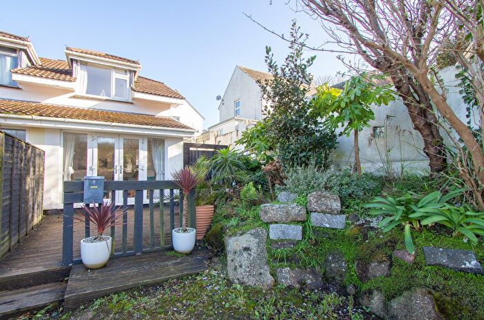 2 Bedroom End Of Terrace House To Rent In Penbeagle Lane, St. Ives, TR26