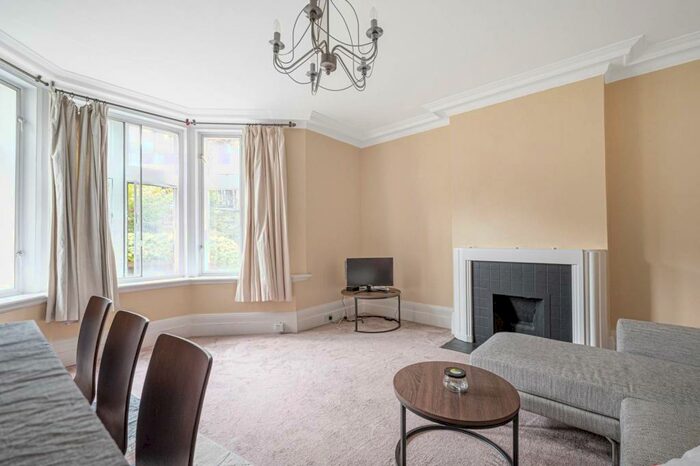 4 Bedroom Flat To Rent In Marylebone Road, Marylebone, London, NW1