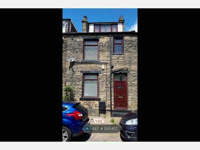 2 Bedroom Terraced House To Rent In Reevy Street, Bradford BD6