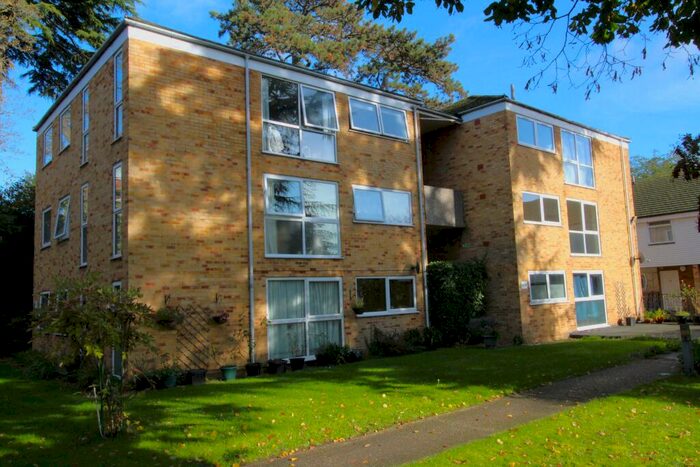 2 Bedroom Flat To Rent In Southcote Road, Reading, RG30