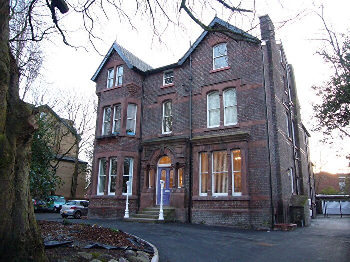 3 Bedroom Flat To Rent In Aigburth Drive, Liverpool, L17