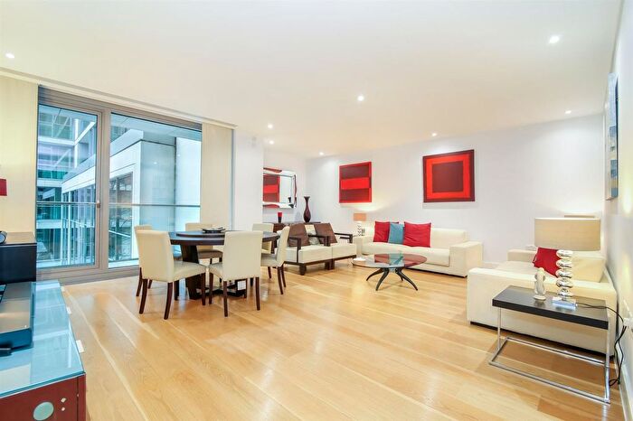 3 Bedroom Flat To Rent In Knightsbridge, The Knightsbridge Apartments, SW7