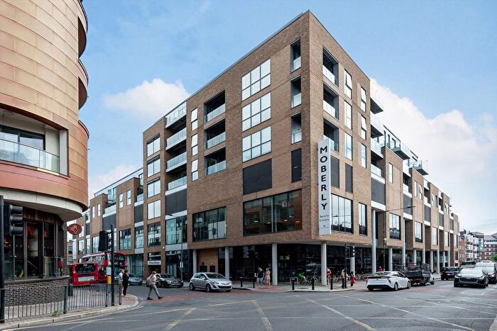 1 Bedroom Flat For Sale In Banister Road, Kensal Rise, W10
