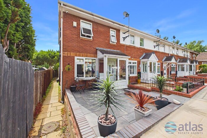 2 Bedroom End Of Terrace House For Sale In Jasmine Mews, Aigburth, L17