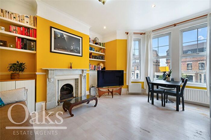 1 Bedroom Flat For Sale In Thurlow Park Road, West Dulwich, SE21