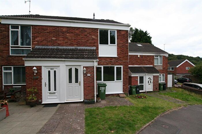 3 Bedroom Terraced House To Rent In Medway Road, Worcester, WR5