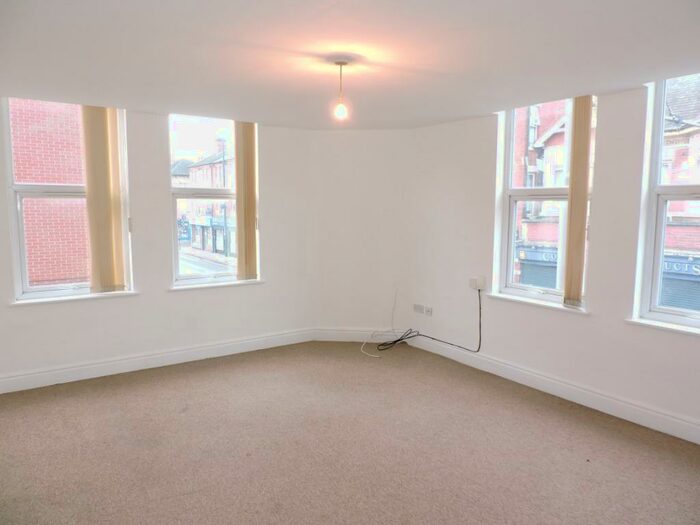 2 Bedroom Flat To Rent In Scotholme Avenue, Hyson Green, Nottingham, NG7