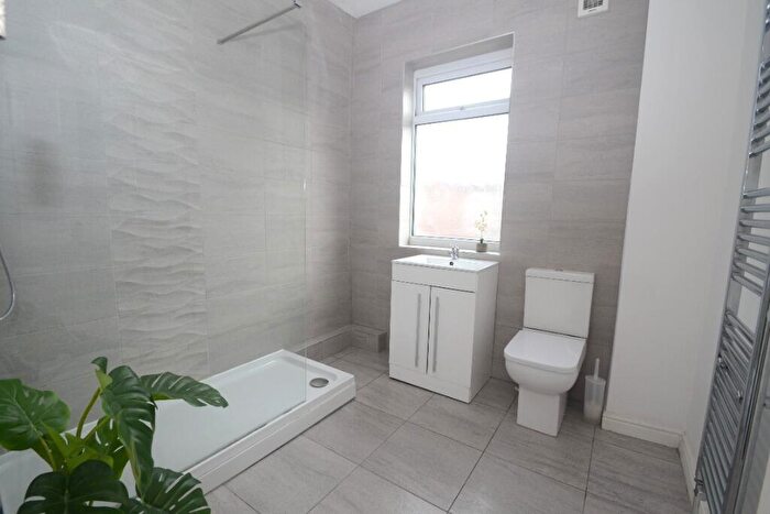 4 Bedroom Terraced House To Rent In Norfolk Street, Salford, M6