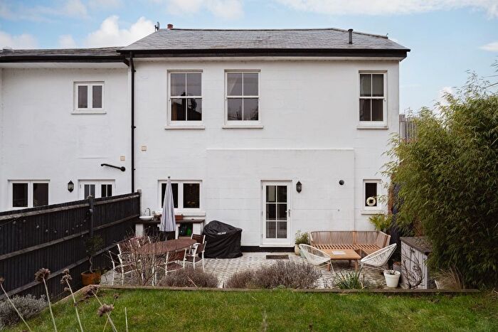 3 Bedroom Semi-Detached House For Sale In Warwick Road, Redhill, RH1