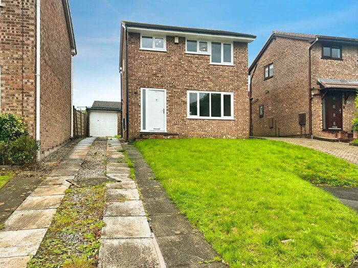3 Bedroom Detached House To Rent In Higher Ridings, Bromley Cross, BL7