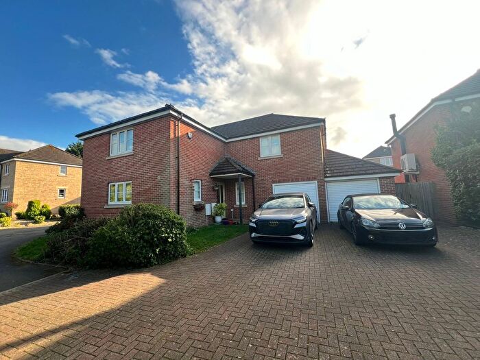 4 Bedroom Detached House For Sale In Haynes Close, Faringdon, Oxfordshire, SN7