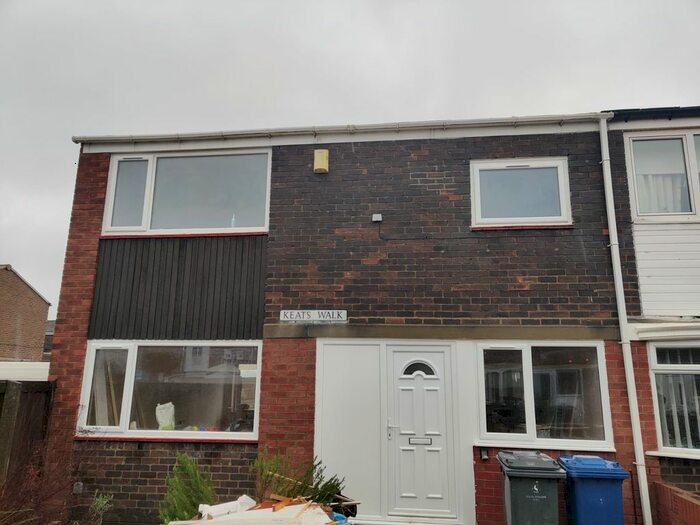 3 Bedroom Semi-Detached House To Rent In Keats Walk, South Shields, NE34