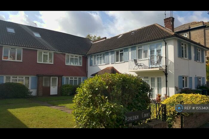 5 Bedroom Terraced House To Rent In Ashleigh Court, Surbiton, KT6