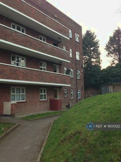 4 Bedroom Flat To Rent In Macklin House, London, SE23