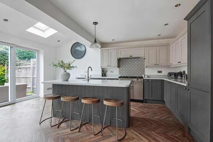 3 Bedroom Semi-Detached House For Sale In Hawkes Mill Lane, Allesley, CV5