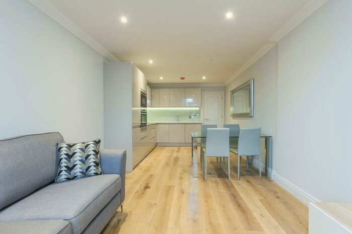 2 Bedroom Flat To Rent In Pleasant Place London, N1