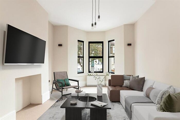 5 Bedroom House To Rent In Graces Road, London, SE5