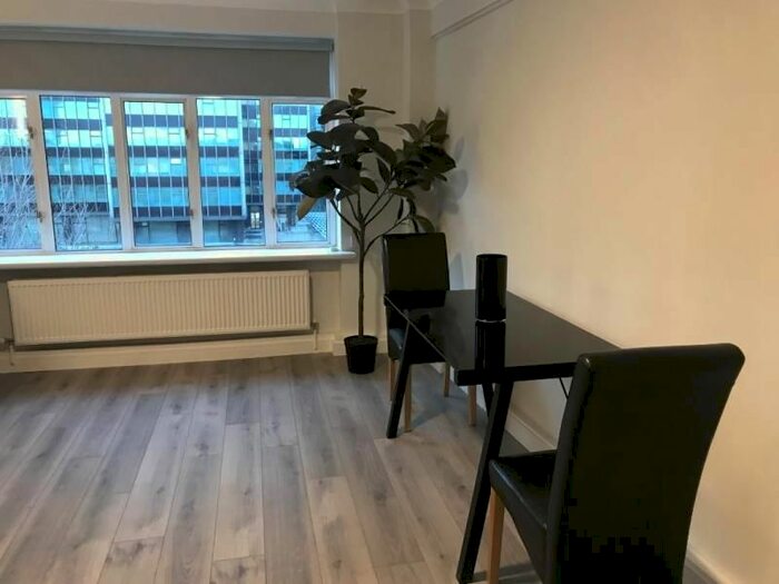 1 Bedroom Flat To Rent In Warren Court, Euston Road, NW1