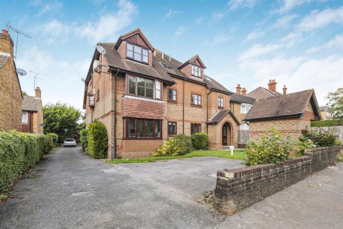 1 Bedroom Apartment For Sale In Worcester Road, Sutton, SM2