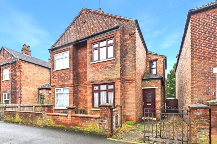 3 Bedroom Semi-Detached House For Sale In Vancouver Avenue, King's Lynn, PE30