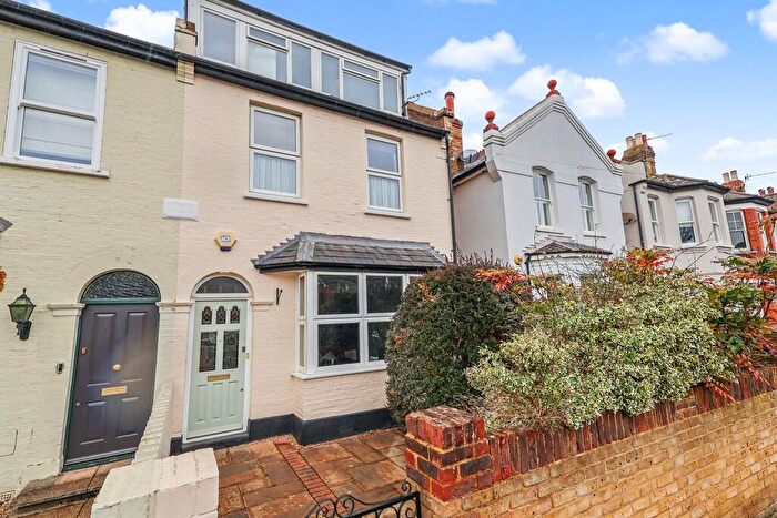 4 Bedroom Semi Detached House For Sale In Douglas Road, Surbiton, KT6