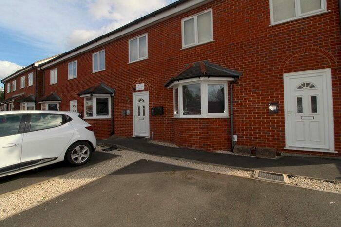 2 Bedroom Flat To Rent In Bath Road, Willesborough, Ashford, Kent, TN24