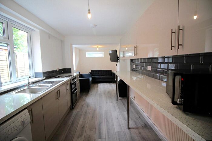 6 Bedroom House To Rent In Harold Road, Edgbaston, West Midlands, B16