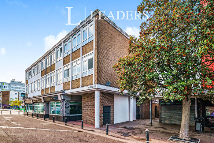 1 Bedroom Flat To Rent In Adams House, The High, CM20