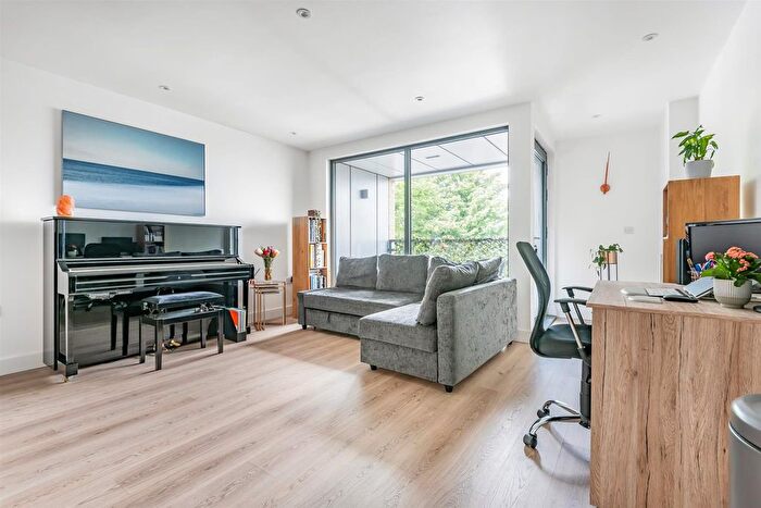 1 Bedroom Flat For Sale In London Road, Sevenoaks, TN13