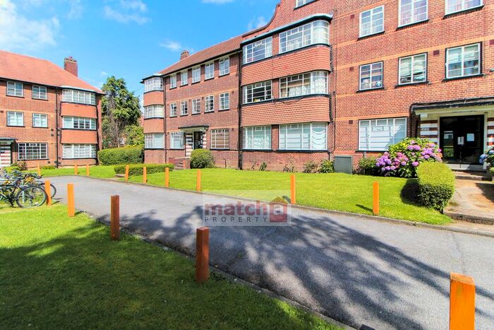 2 Bedroom Flat To Rent In Hanger Lane, Ealing, London, W5