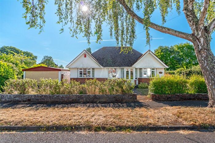 3 Bedroom Bungalow For Sale In Ivy Road, Wimborne, Dorset, BH21