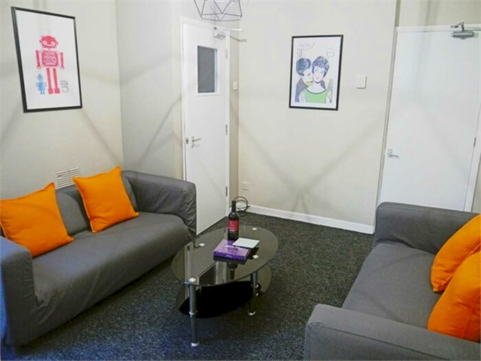 5 Bedroom Terraced House To Rent In Lois Avenue, Lenton, NG7