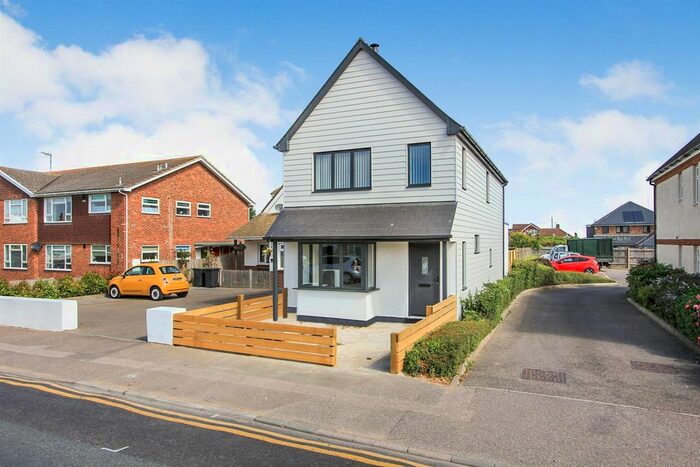 3 Bedroom Detached House To Rent In Tankerton Road, Tankerton, Whitstable CT5