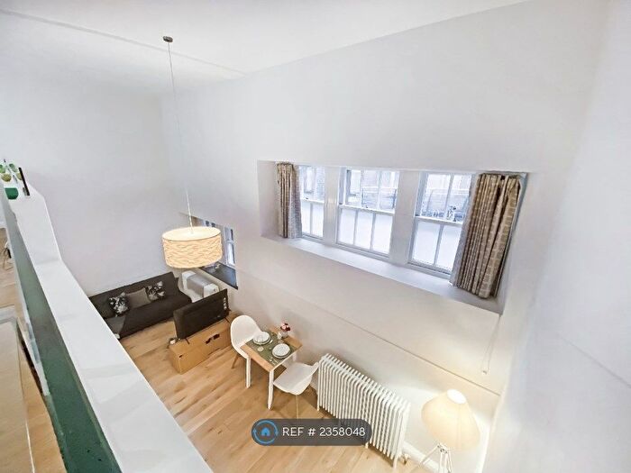 1 Bedroom Flat To Rent In Mcdonald Road, Edinburgh, EH7