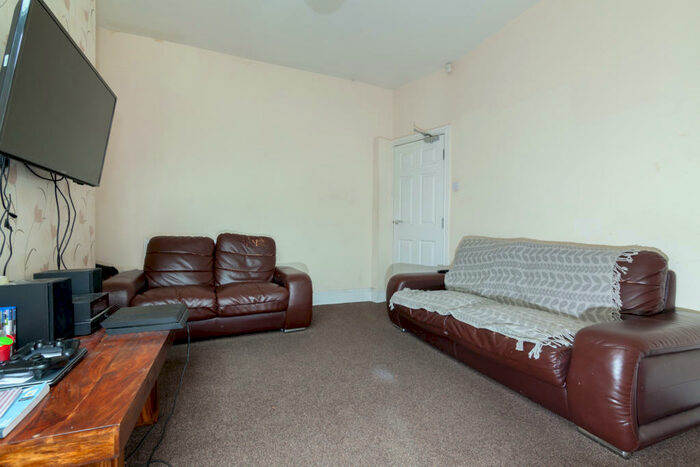 4 Bedroom Flat To Rent In Mildred Street, Salford, Salford, M7