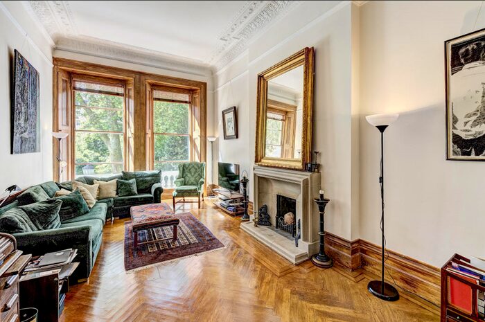 2 Bedroom Flat To Rent In Cornwall Gardens, London, SW7